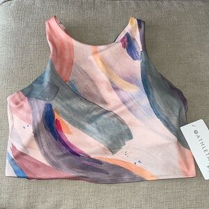 Athleta Conscious Crop